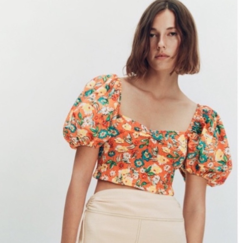 NWT ZARA PRINTED FLORAL FLOUNCE CROP TOP MEDIUM MULTICOLORED
